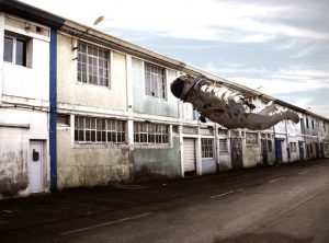 Szürreális asztonauta - Nemigen! Magazin